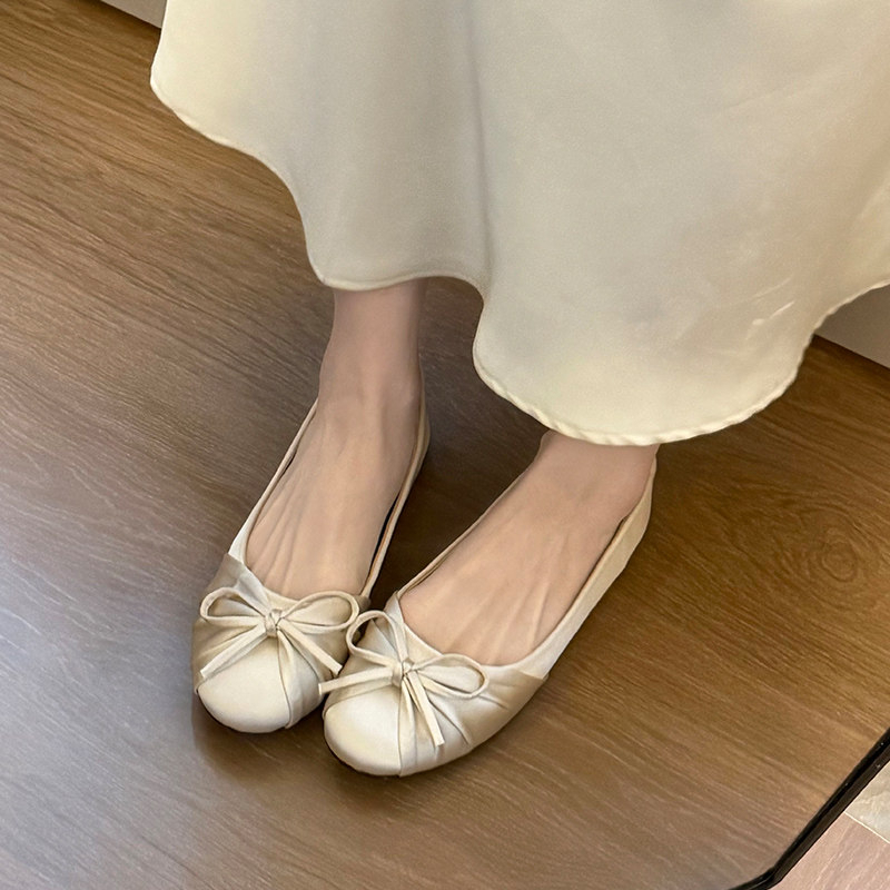 Women Shoes With Heels - 2026 Yeni Fiyonklu Saten Sığ Tek