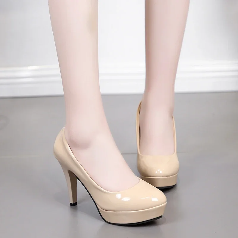 Yüksek Topuk Kadın 2025, Yeni  - Women Shoes Waterproof incelemesi ve fiyatı